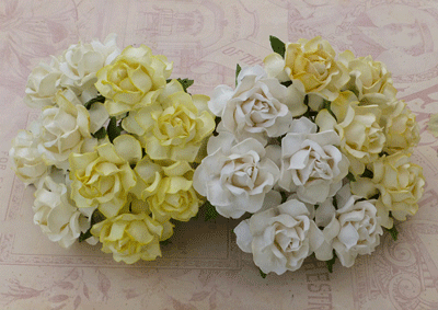 Wild Orchid Craft 25mm Cottage Roses Mixed White/Cream 